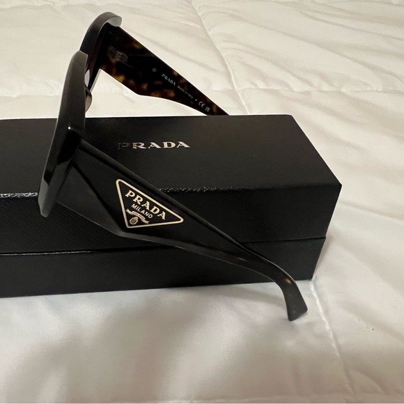 Prada Sunglasses - Picture 4 of 5
